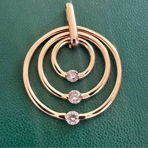 14K Gold Triple Circle Pendant with 3 Diamonds – Modern Minimalist Design, 2.94g